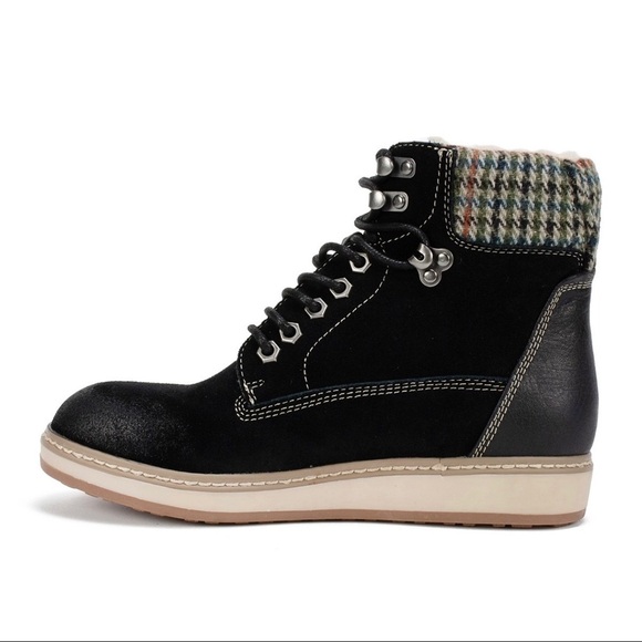 NIB White Mountain Theo Faux Shearling Lined Boot - Picture 13 of 14